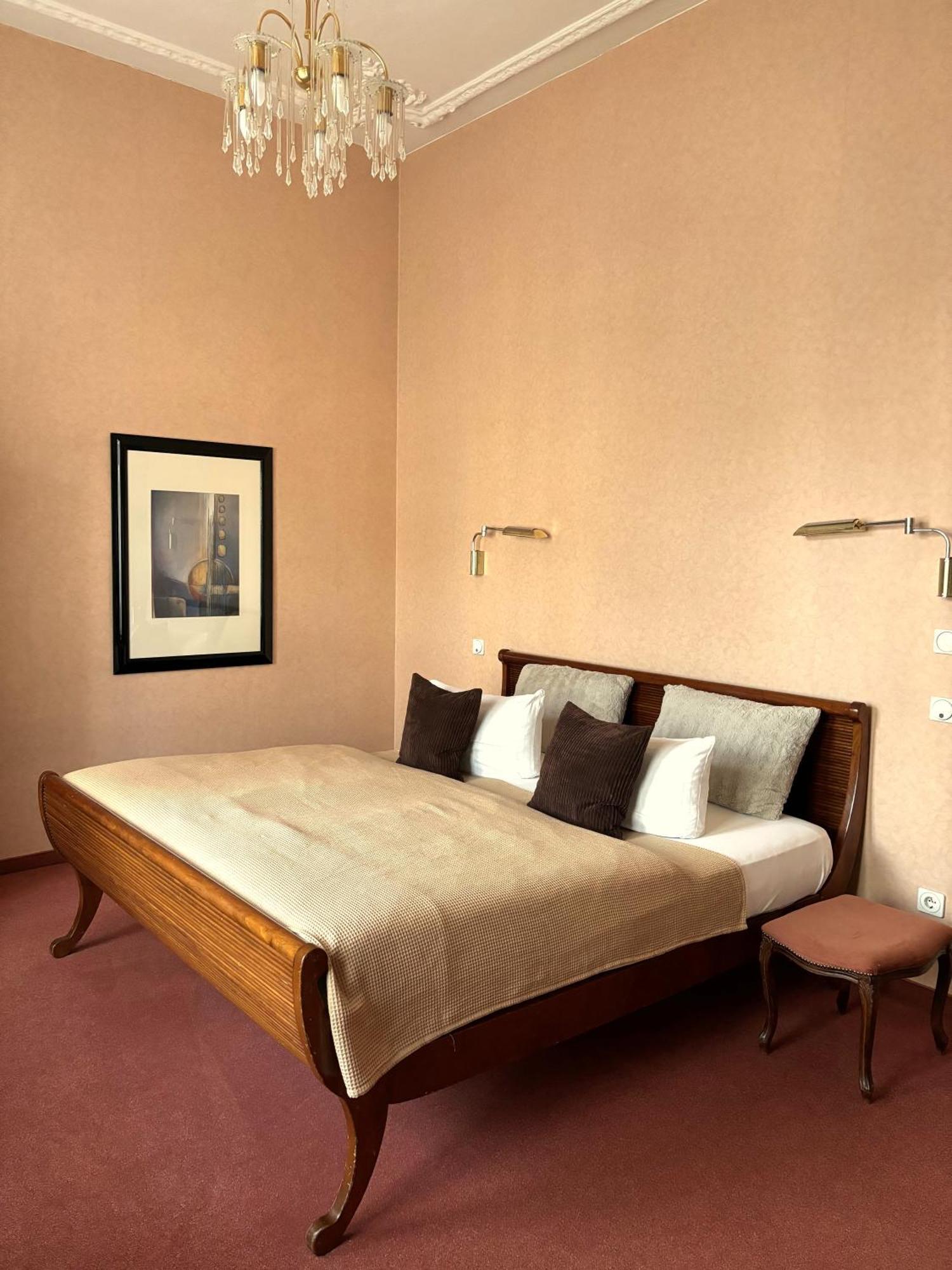 Hotel Villa Hentzel Веймар Экстерьер фото
