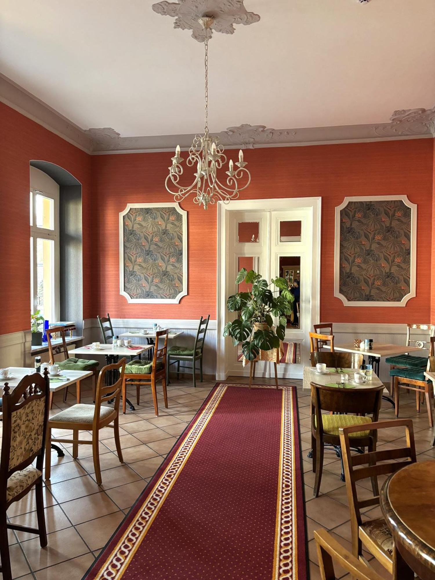 Hotel Villa Hentzel Веймар Экстерьер фото