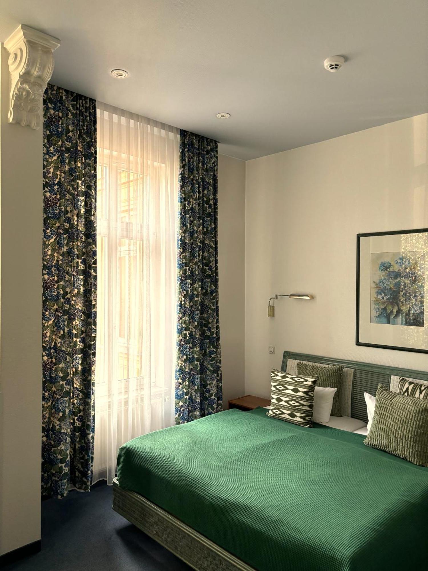 Hotel Villa Hentzel Веймар Экстерьер фото